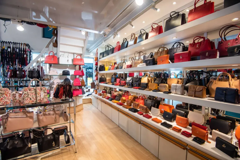 Interieur de la boutique Anny Pierre (1)